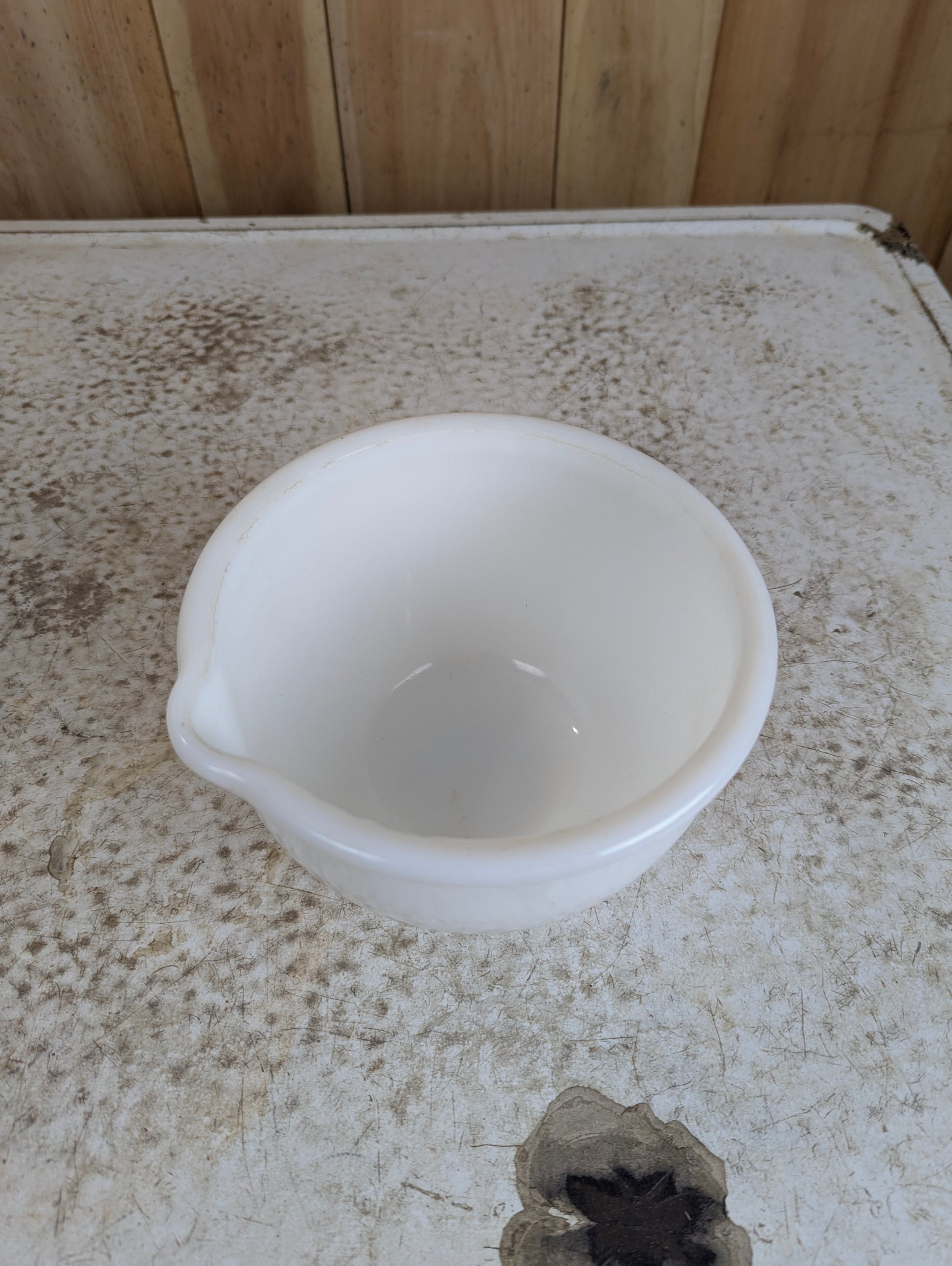 Vintage Pyrex Milk Glass Mixing Bowl - view 2