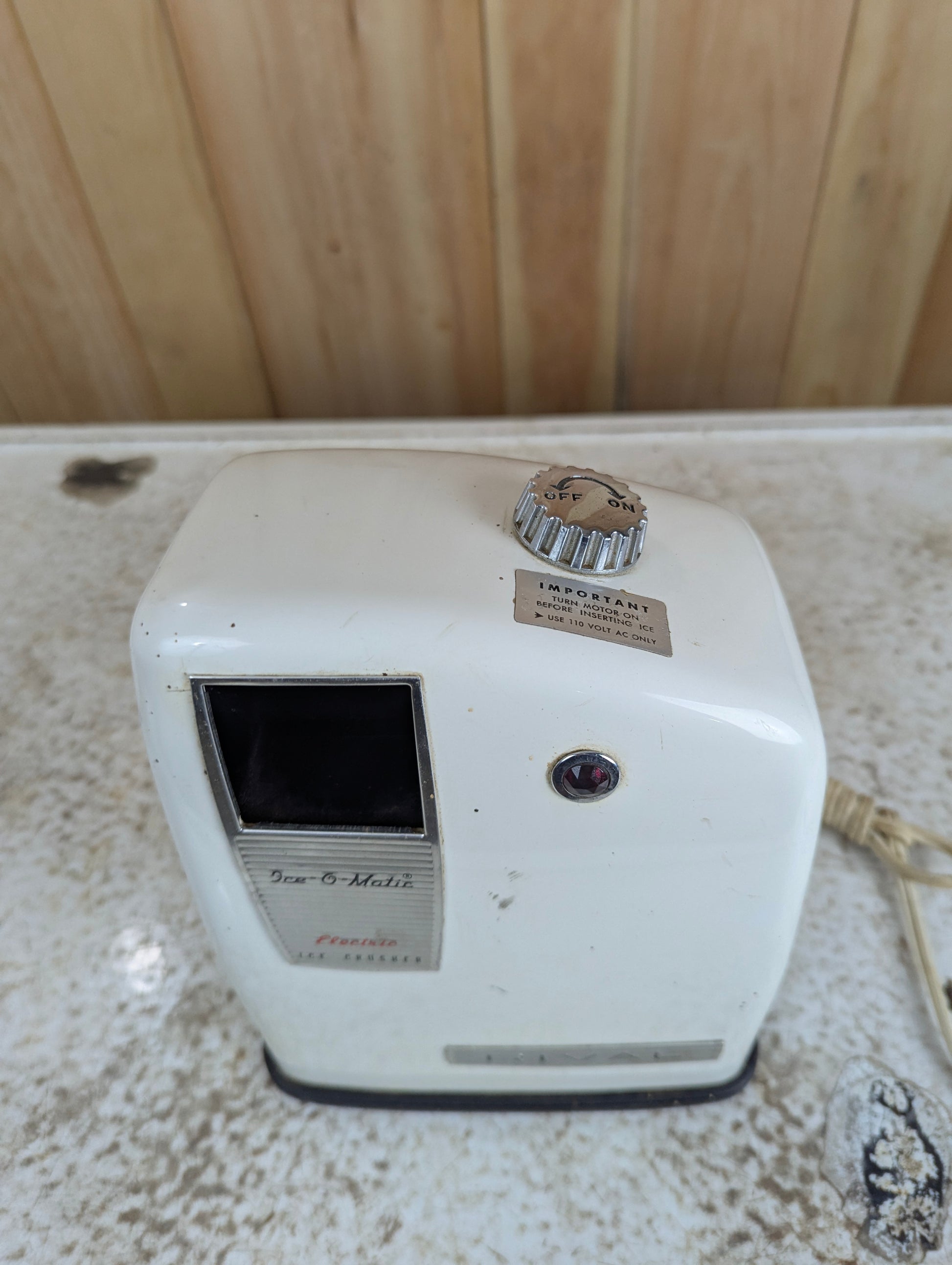 Vintage Rival Ice-O-Matic Electric Ice Crusher - view 2