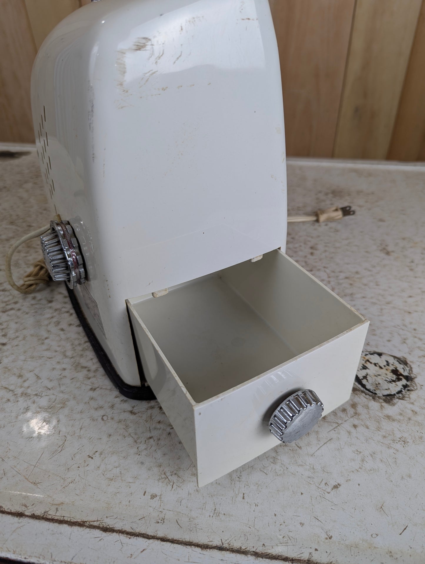 Vintage Rival Ice-O-Matic Electric Ice Crusher - view 5