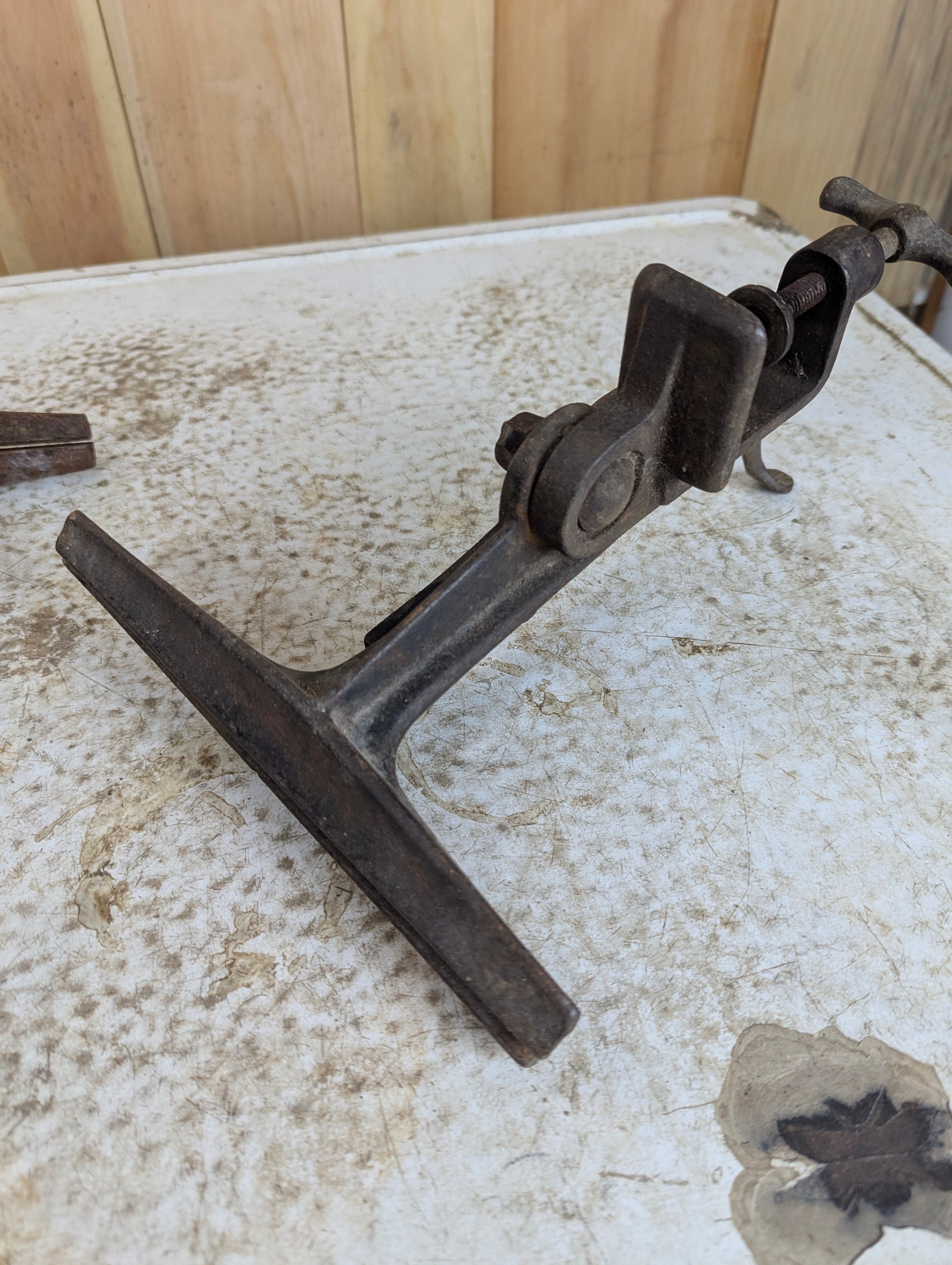 Vintage Saw Blade Vise Clamp - view 4