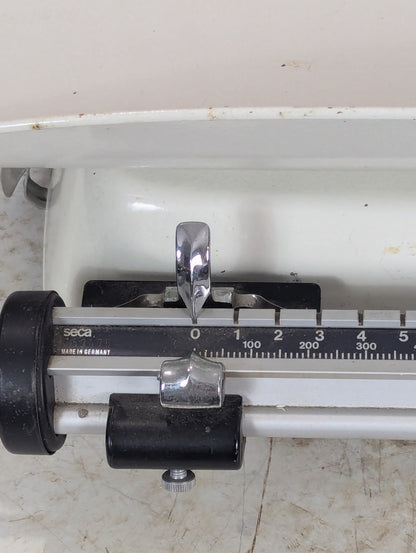 Vintage Seca Nursery Scale - view 3
