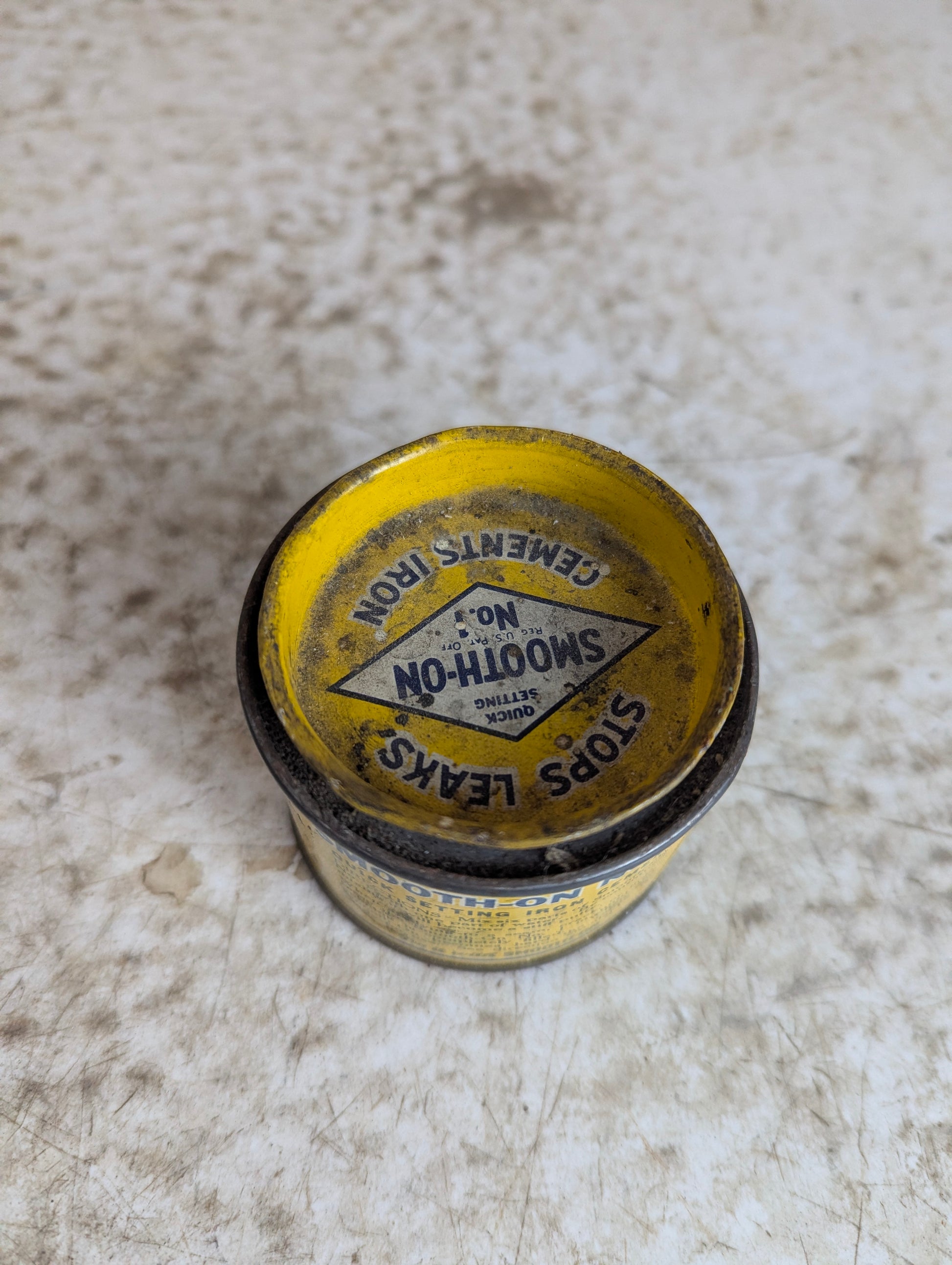Vintage Smooth-On No.1 Iron Cement Tin - view 3