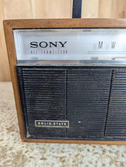 Vintage Sony Solid State Portable AM Radio - view 2