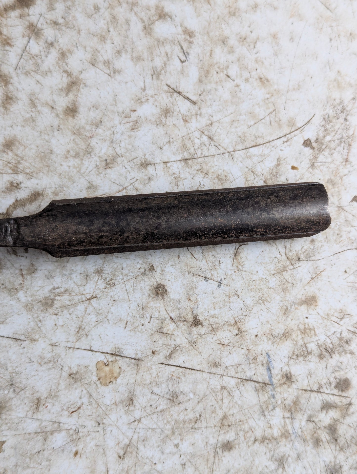 Vintage Stamped Cast Steel 11 1/2" 3/4" Wide Gouge Chisel - view 4