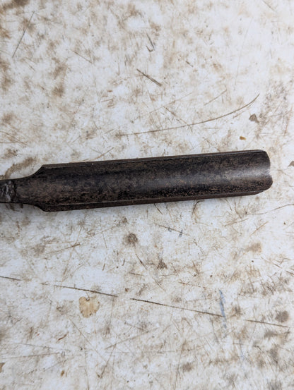 Vintage Stamped Cast Steel 11 1/2" 3/4" Wide Gouge Chisel - view 4