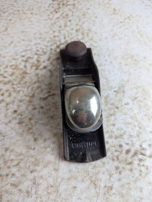 Vintage Stanley No. 110 Block Plane in Good condition