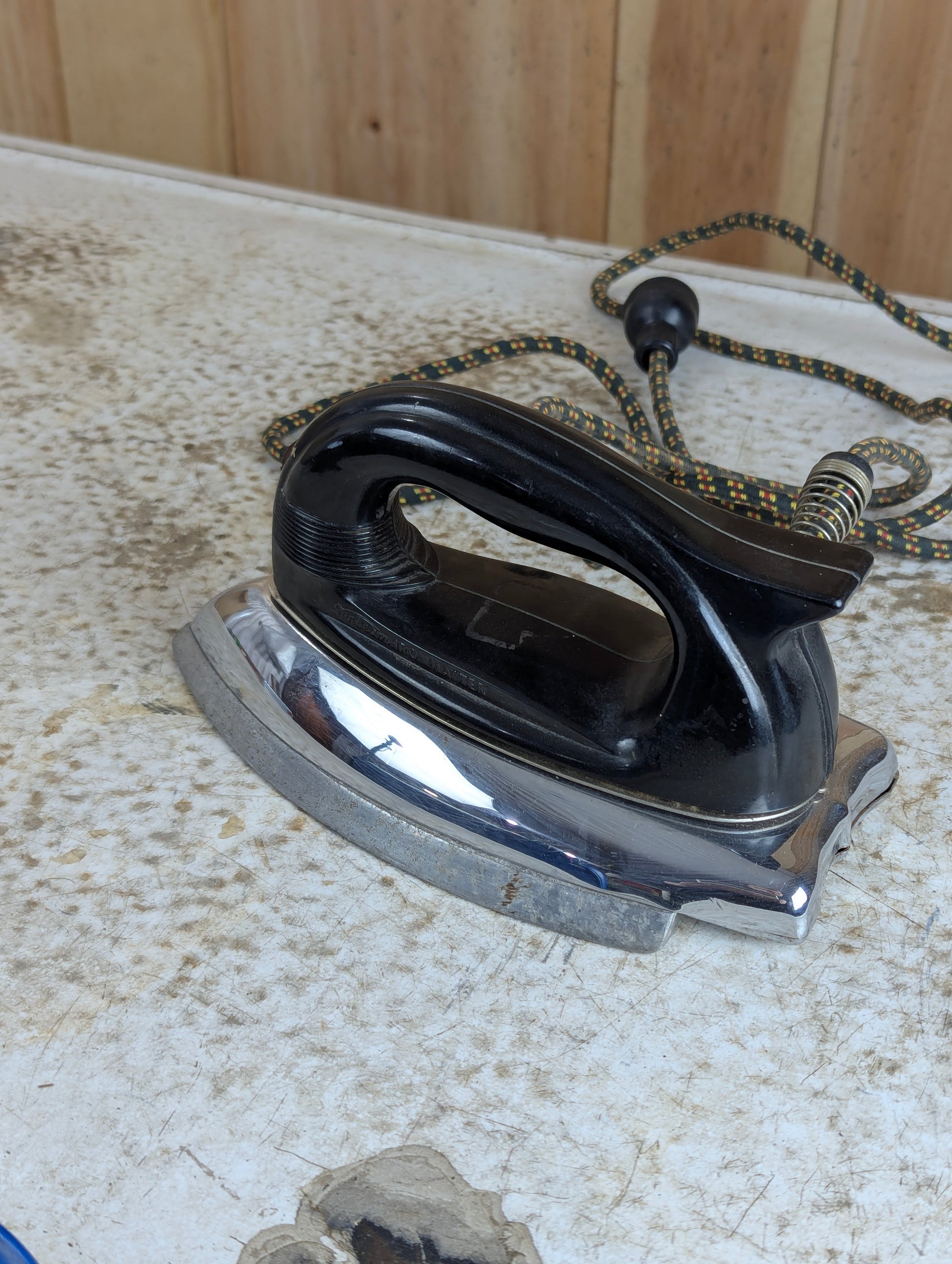 Vintage Sunbeam IronMaster Model A-9 Electric Iron