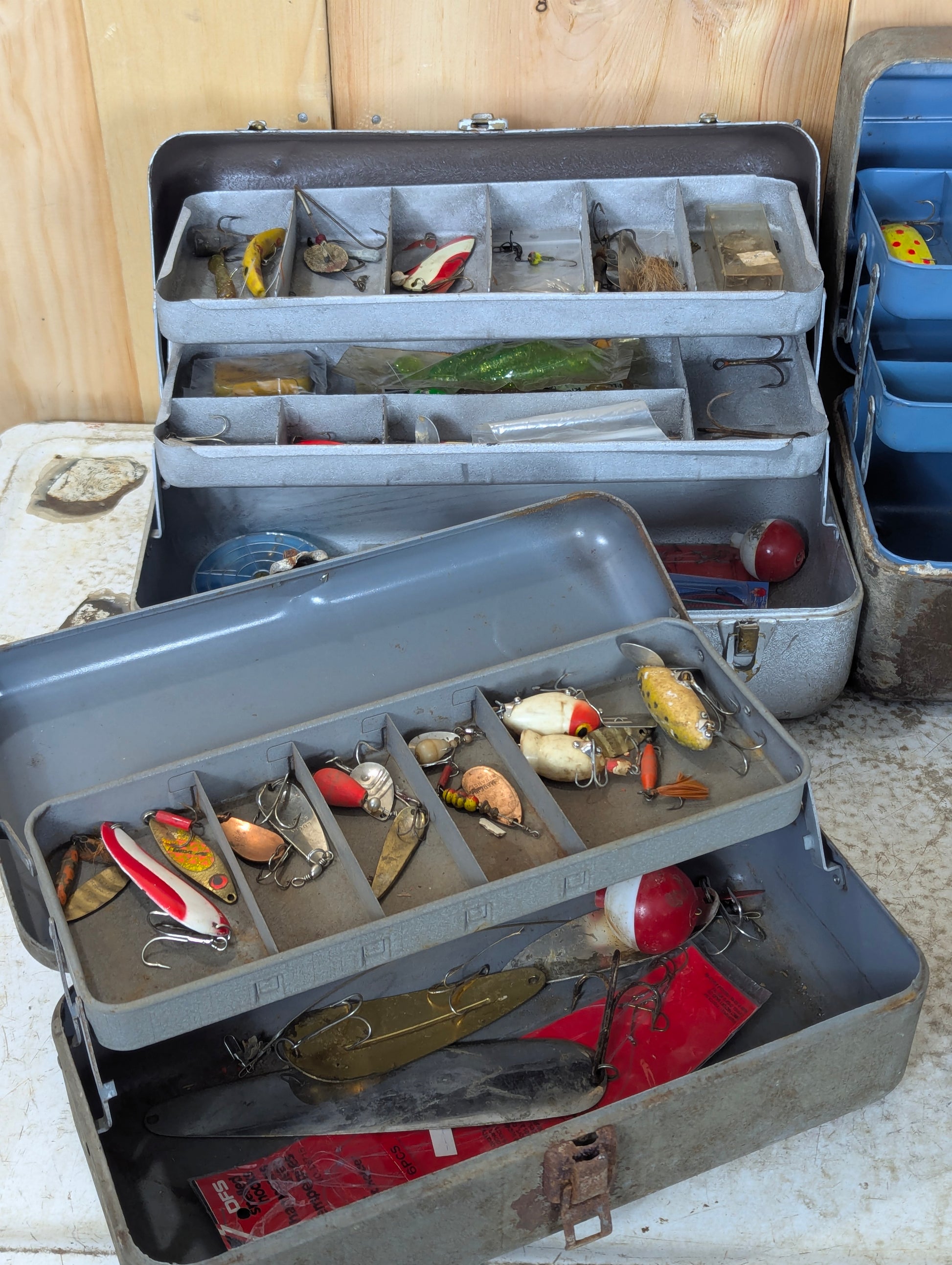 Vintage Tackle Boxes with assorted tackle – KG Novelties