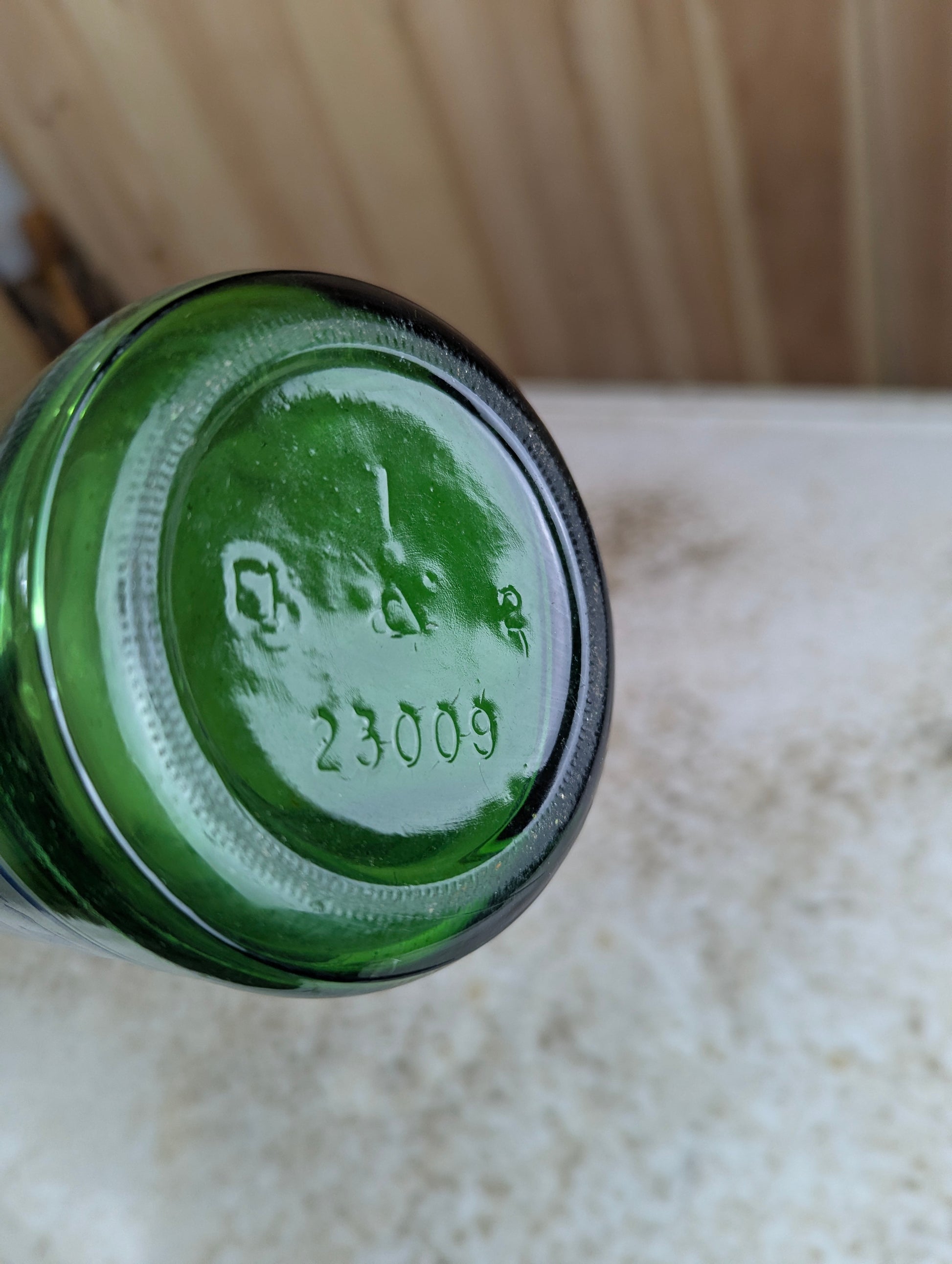 Vintage The Pop People Green Glass 30 oz Soda Bottle - view 3