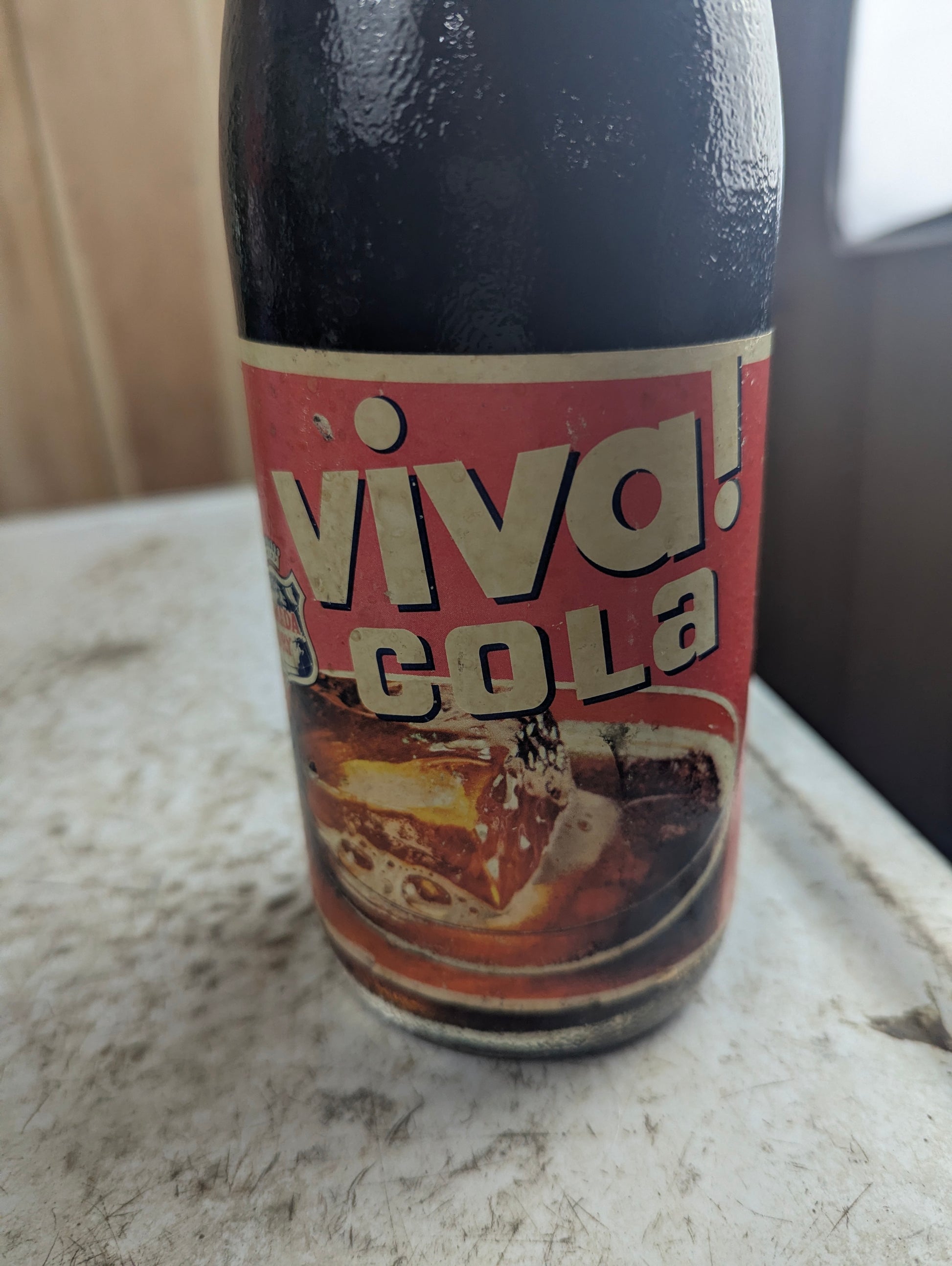 Vintage Unopened 30oz Canada Dry Viva Cola Clear Glass Paper Label Soda Bottle - view 2