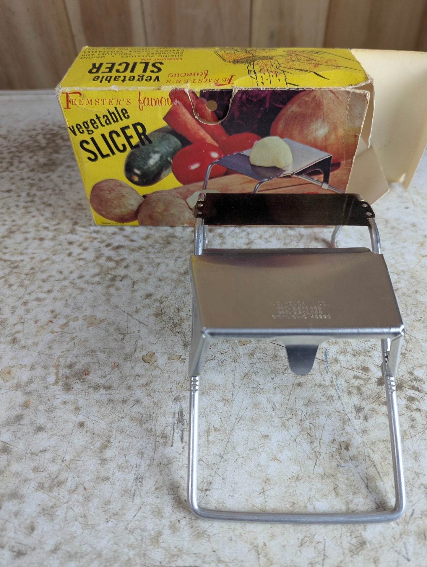 Vintage Vegetable Slicer in Original Box