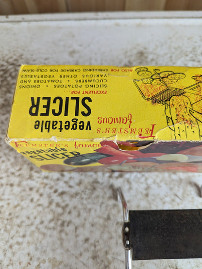 Vintage Vegetable Slicer in Original Box - view 2