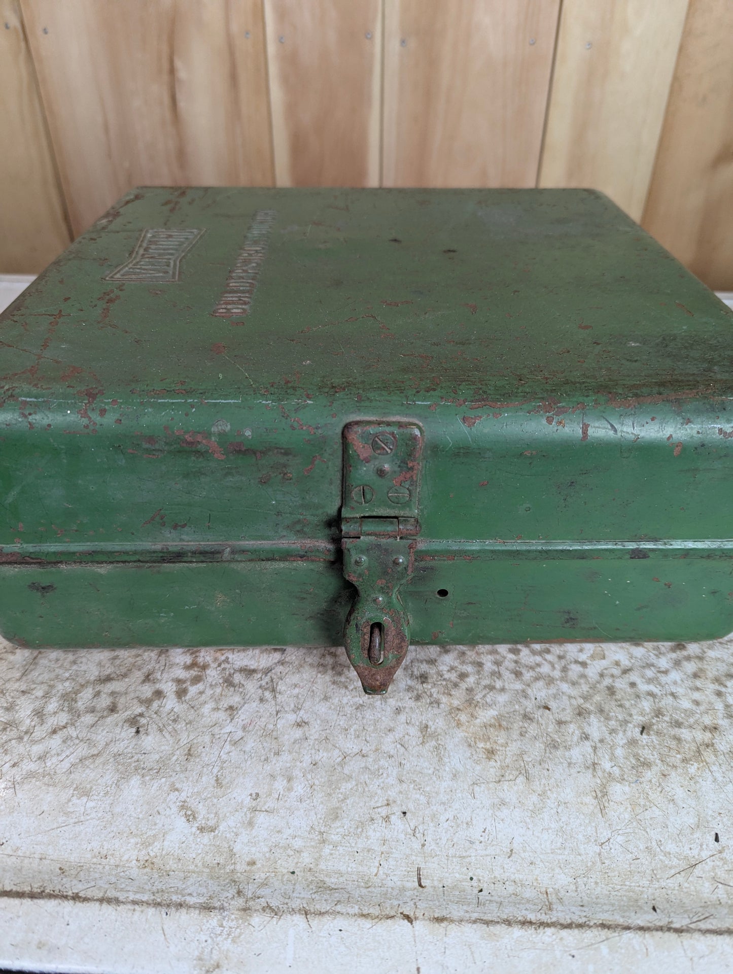 Vintage Venturi Builder’s Iron Foundry Wall Mounted Tool Box - view 3
