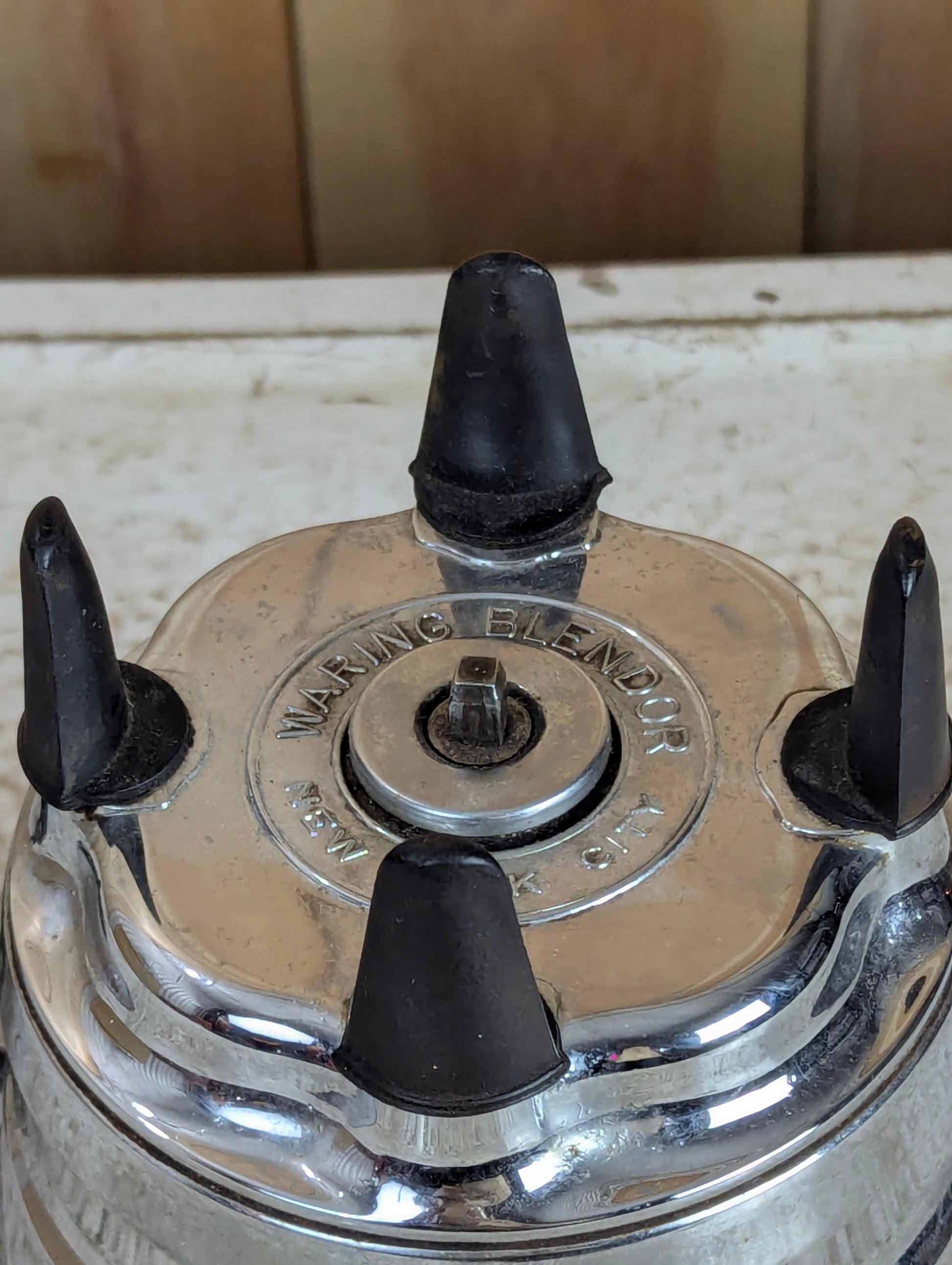 Vintage Waring Blendor Deluxe Beehive Blender Base (Base only) - view 3
