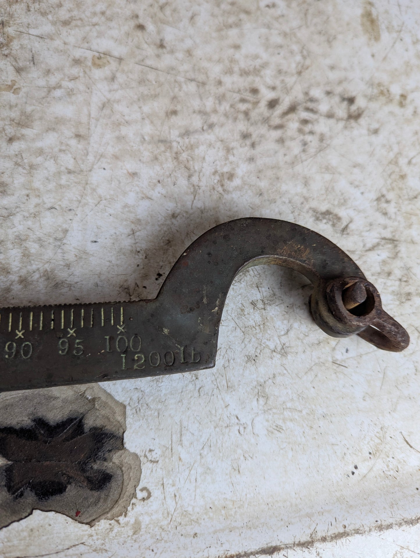 Vintage Warren 1200 lb Hanging Balance Scale - view 3