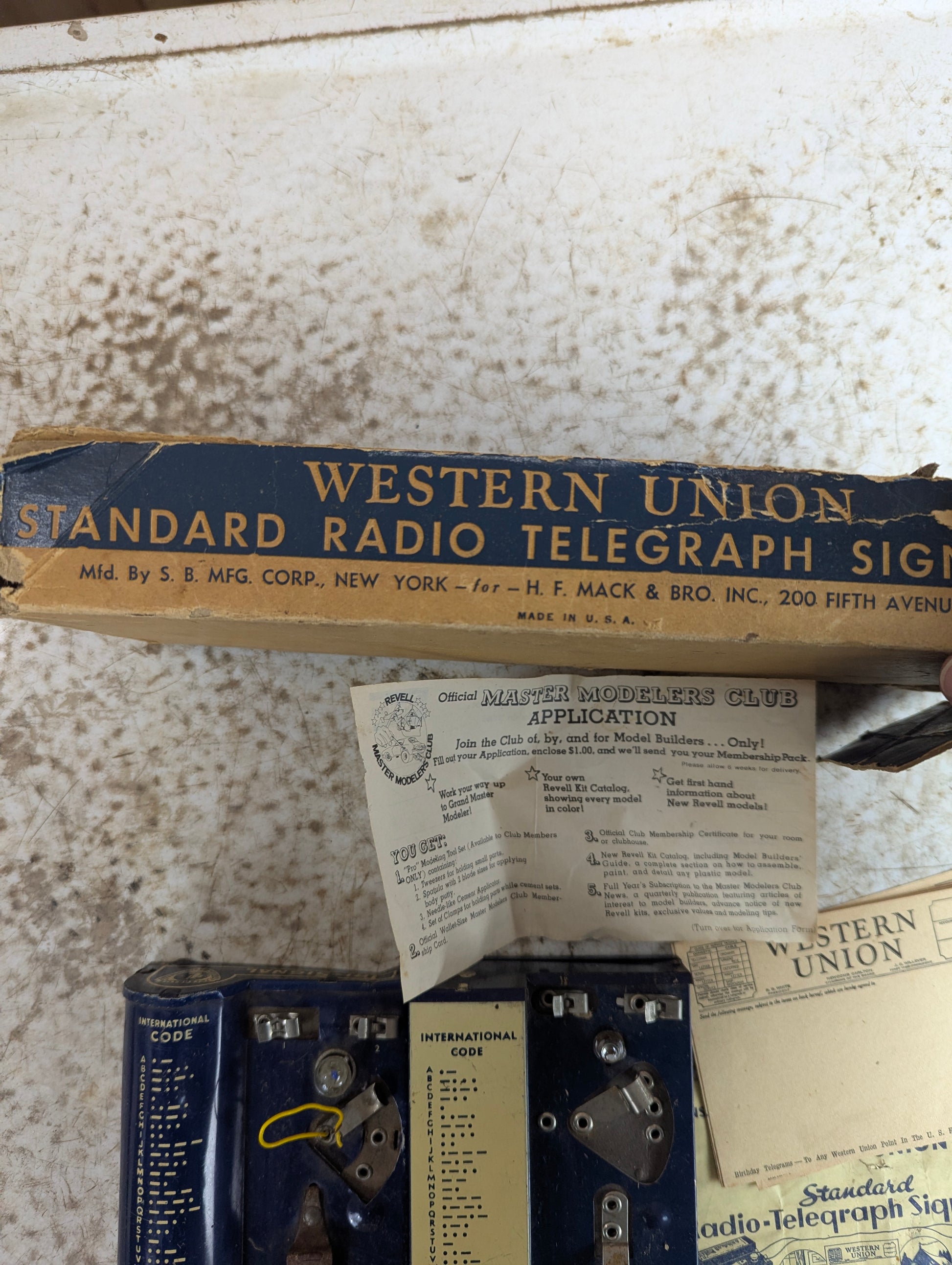 Vintage Western Union Standard Radio Telegraph Signal Set Toy with Box - view 5