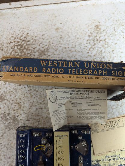 Vintage Western Union Standard Radio Telegraph Signal Set Toy with Box - view 5