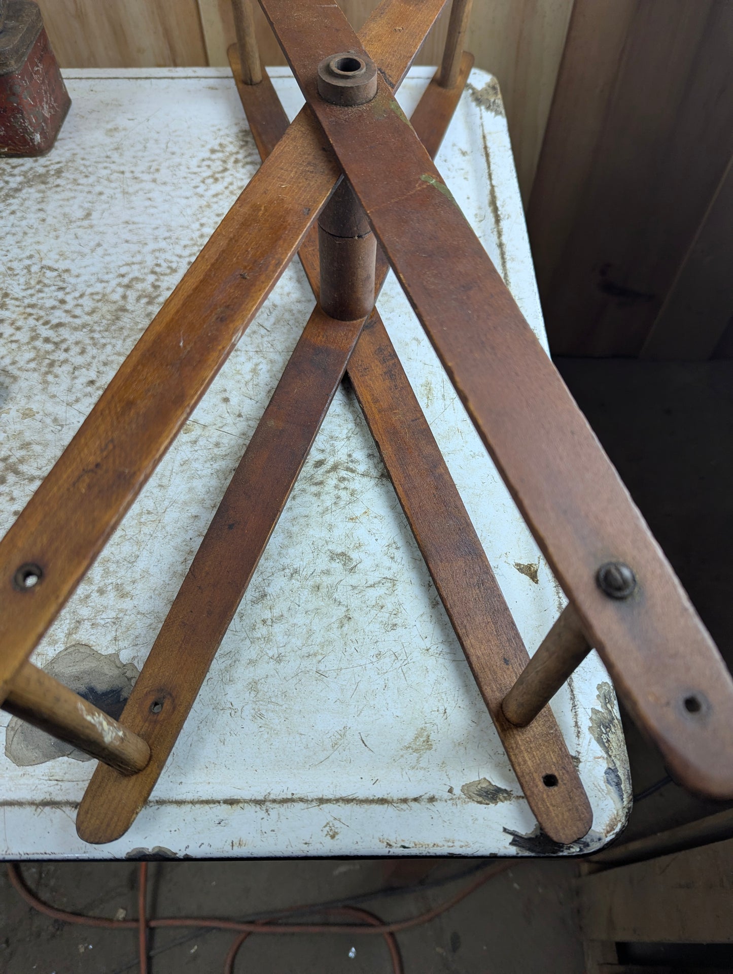 Vintage Wood Yarn Swift - view 3