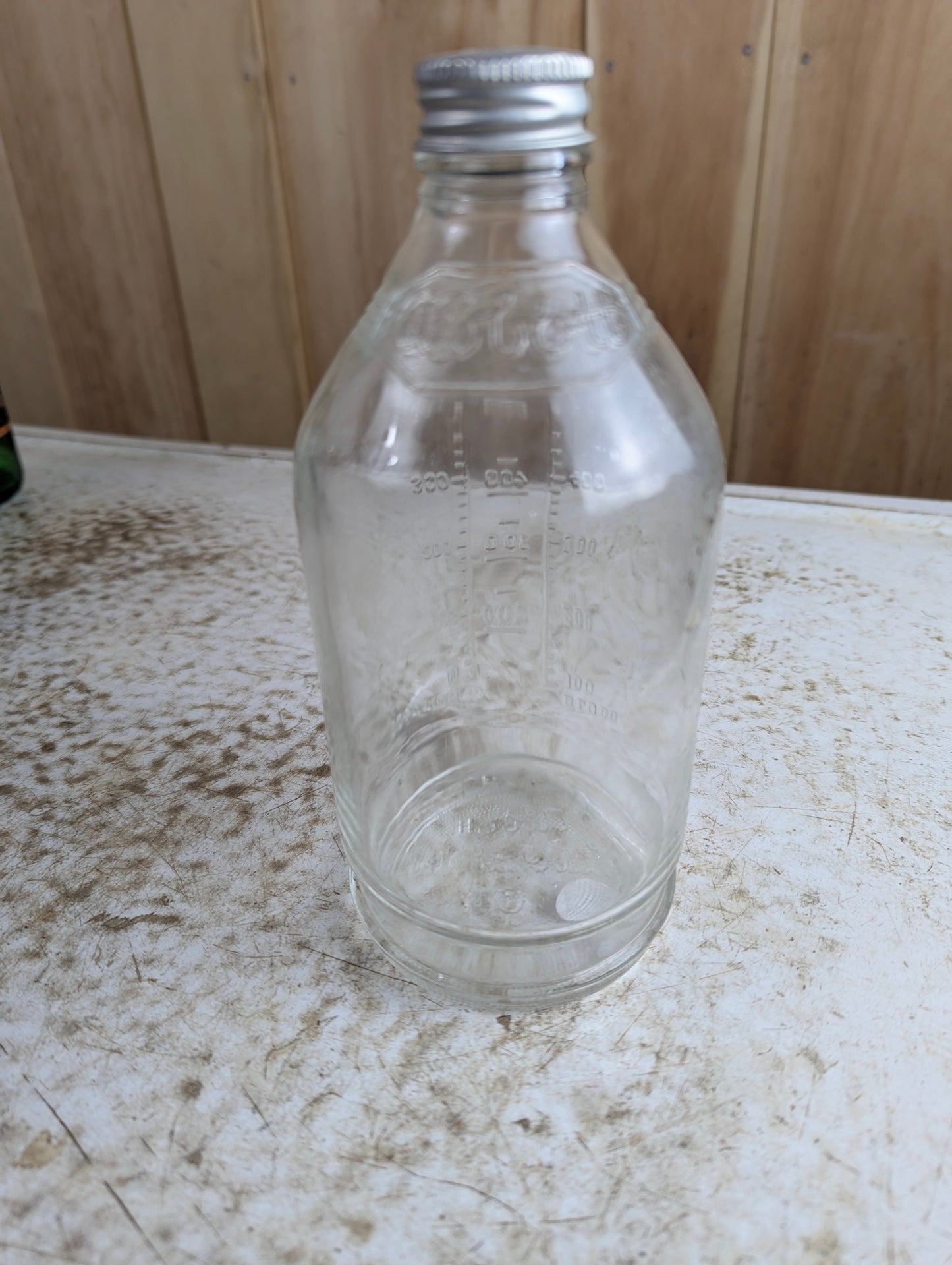 Vintage WWII Abbott Laboratories 600cc IV Bottle Threaded Glass Medical Cap - view 2