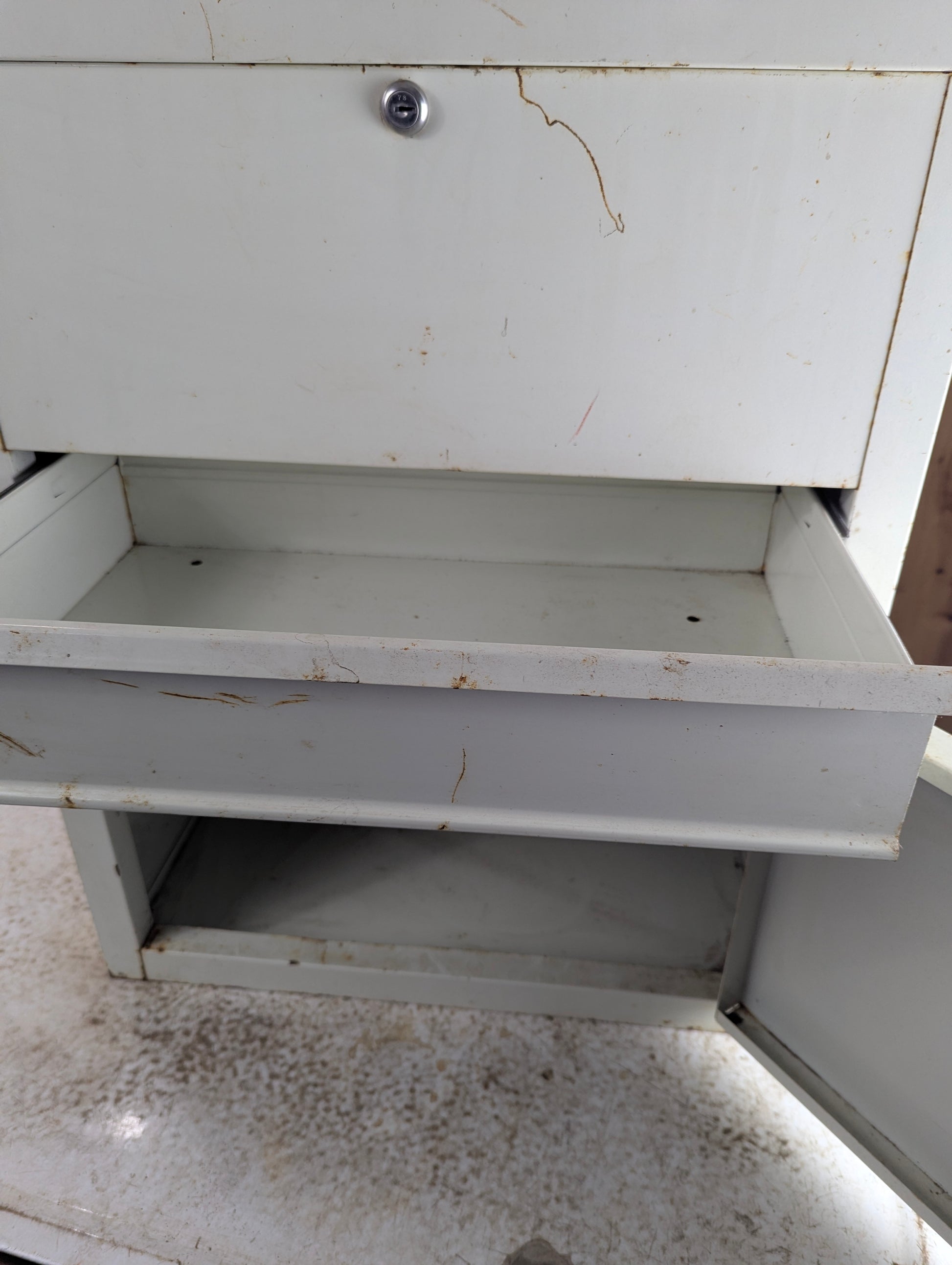 White Metal Cabinet - view 3
