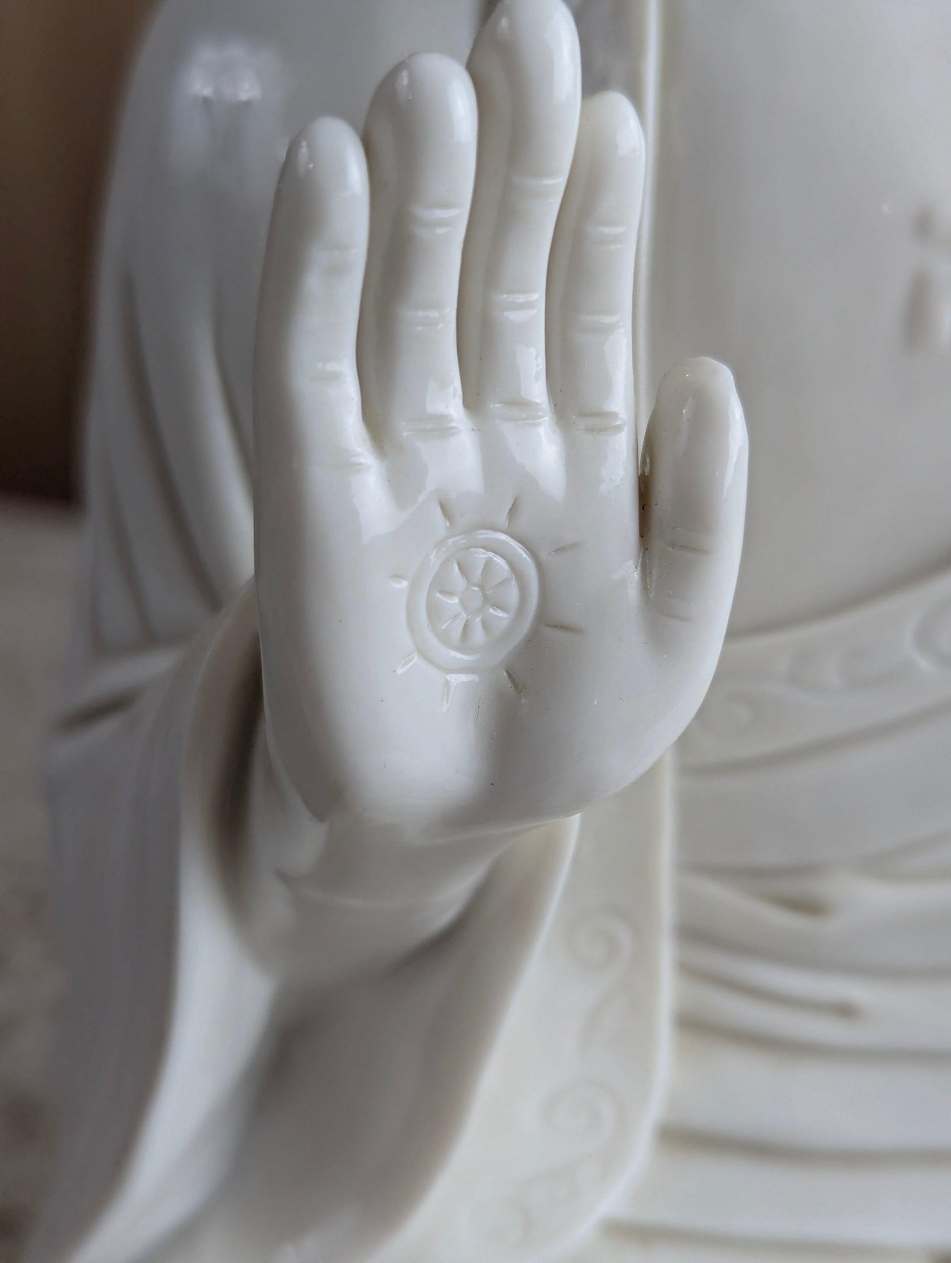 White Porcelain Shakyamuni Abhya Mudra Buddha Statue - view 8