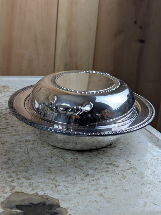 William A Rogers Silver Plated Brass Oval Entree Chafing Server with Ovenware Glass Insert