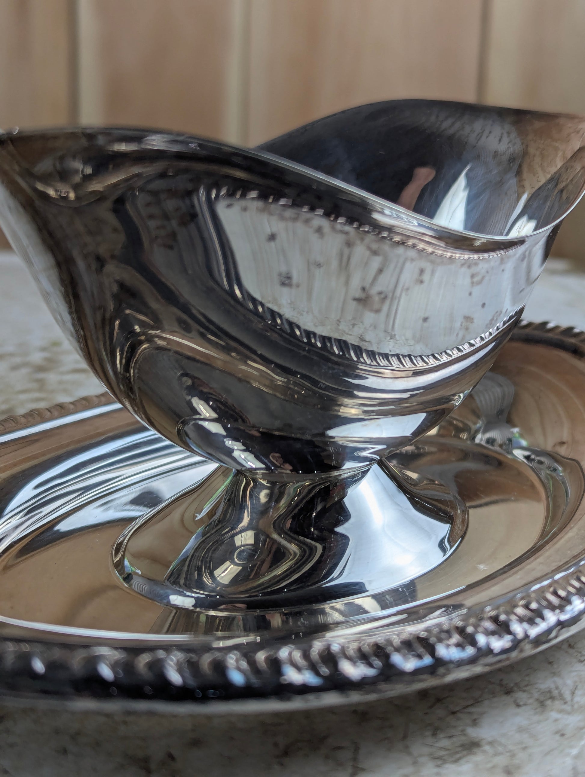 William A Rogers Silver Plated Gravy Sauce Boat - view 4