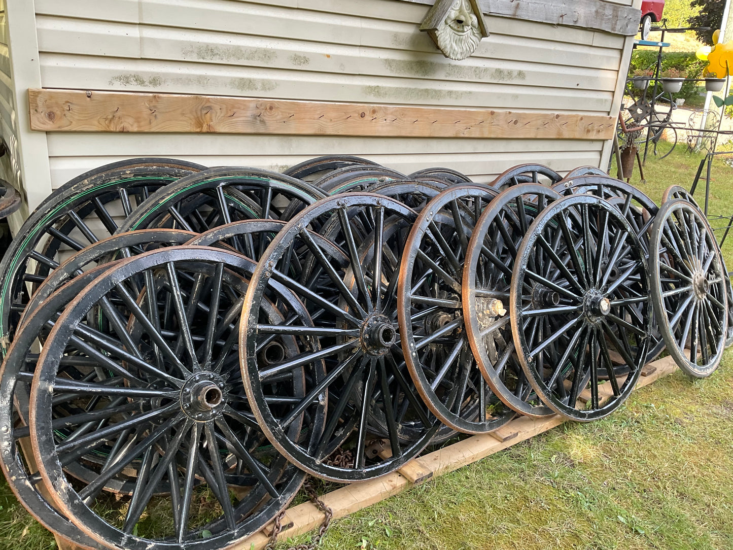 Wooden Wagon Wheels - view 3