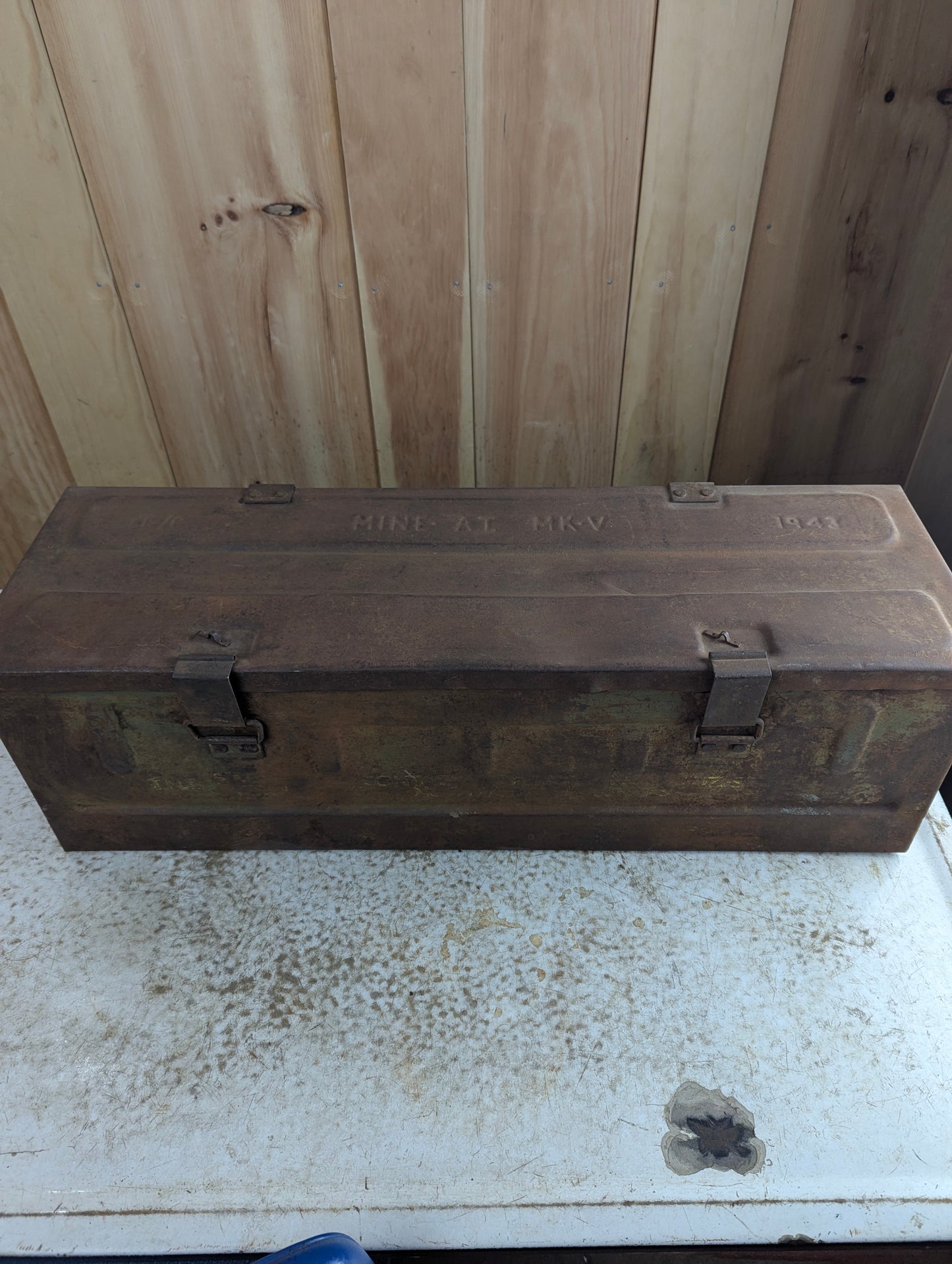 WW2 1943 Anti-Tank Mine Military Ammunition Crate Box Rusted Bottom