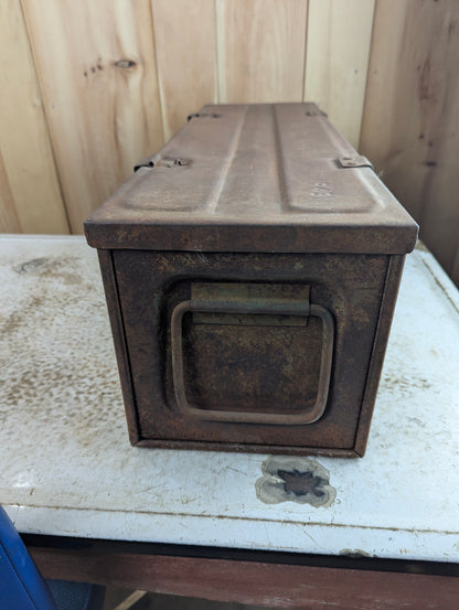 WW2 1943 Anti-Tank Mine Military Ammunition Crate Box Rusted Bottom - view 4