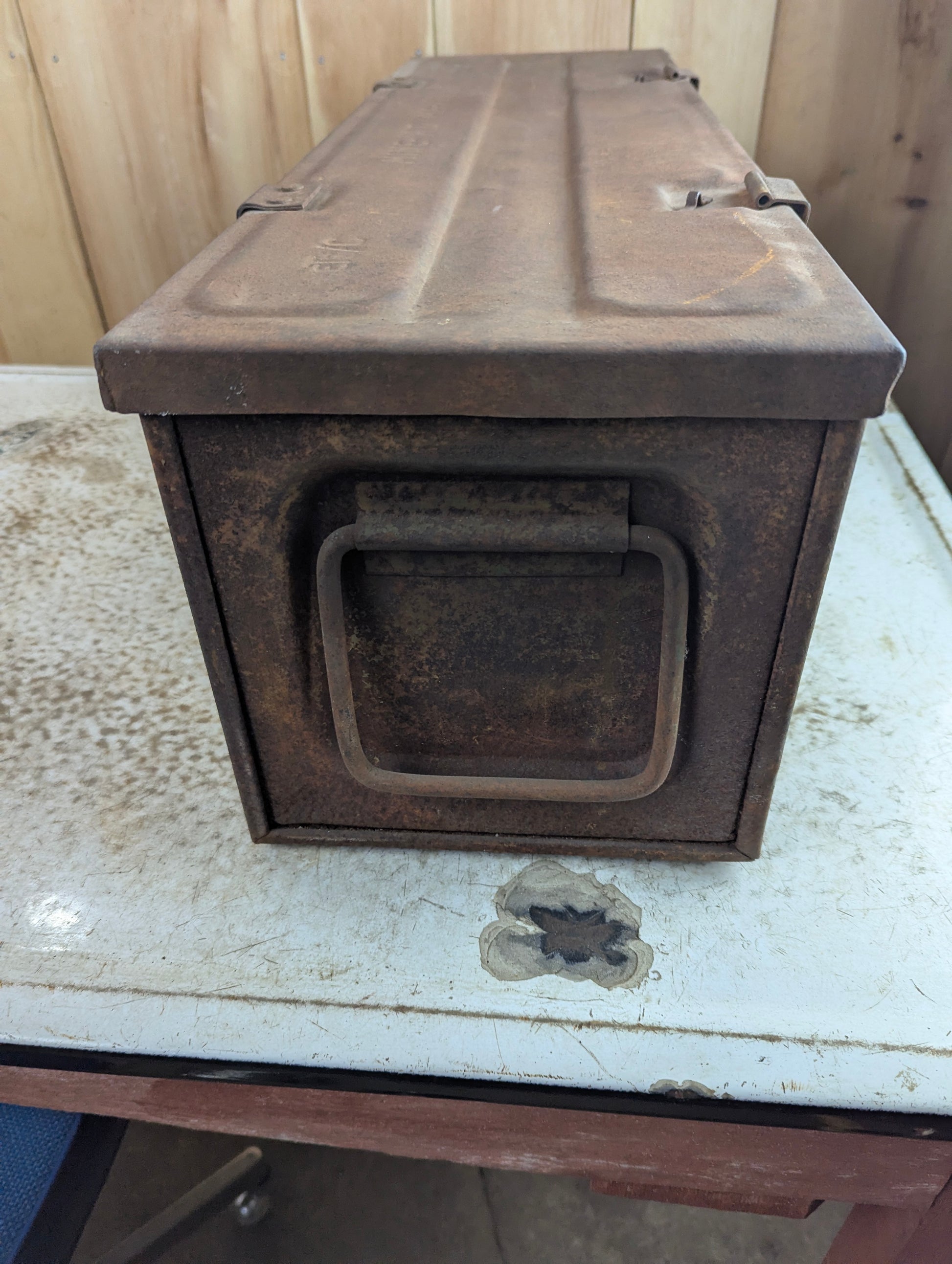 WW2 1943 Anti-Tank Mine Military Ammunition Crate Box Rusted Bottom - view 6