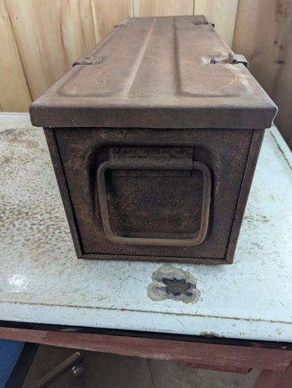 WW2 1943 Anti-Tank Mine Military Ammunition Crate Box Rusted Bottom - view 6