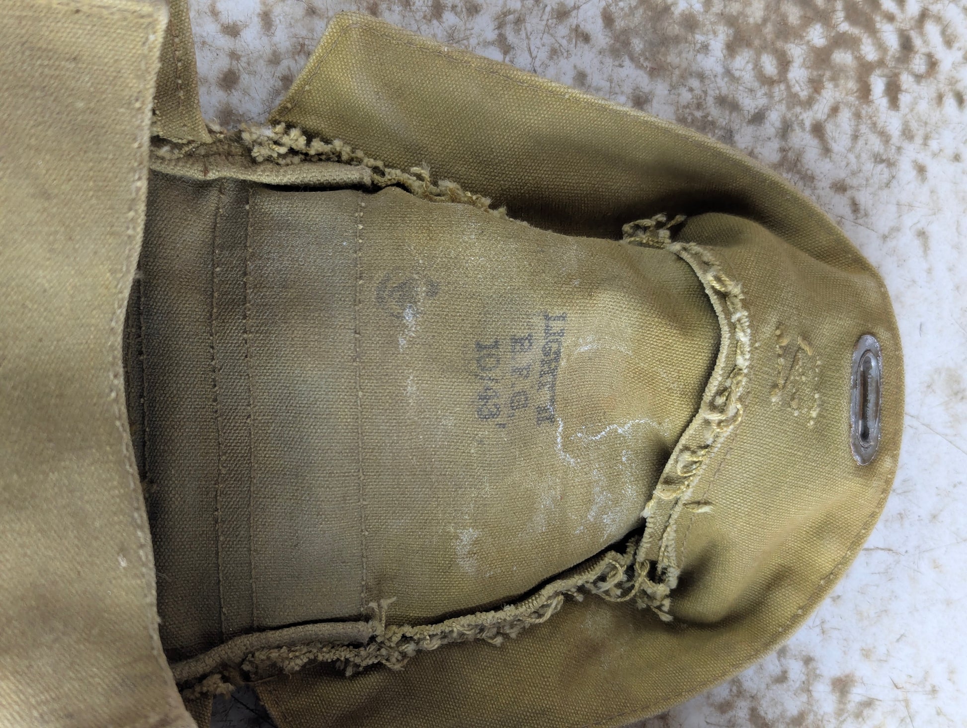 WW2 1943 Named Canadian Military Mk II Light Gas Mask Respirator in Carrier - view 2