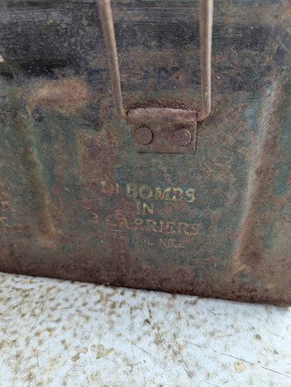 WW2 1944 2" Smoke Mortar Shell Military Ammunition Crate Box - view 3