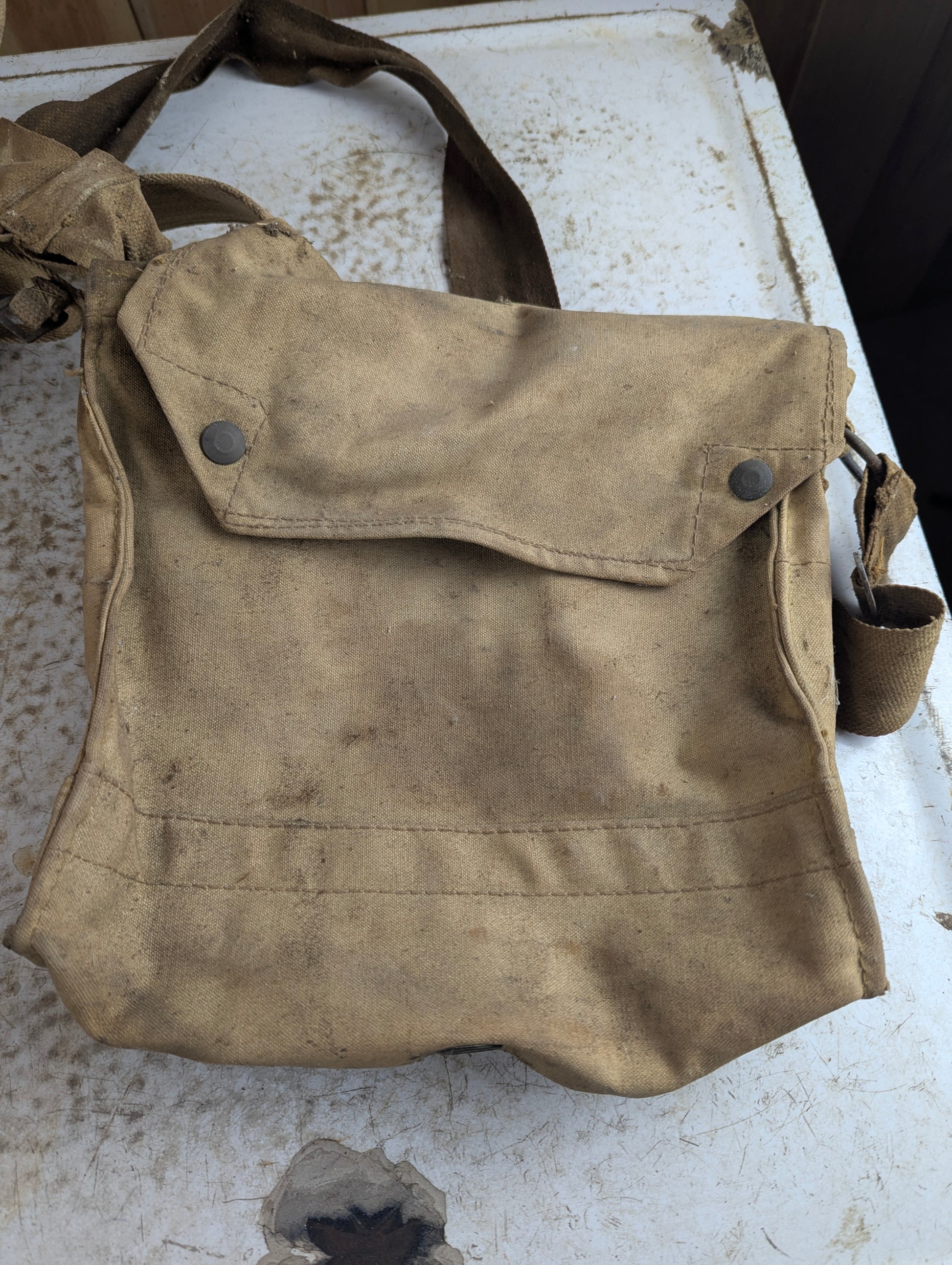 WW2 Military Respirator Long Hose Gas Mask Bag