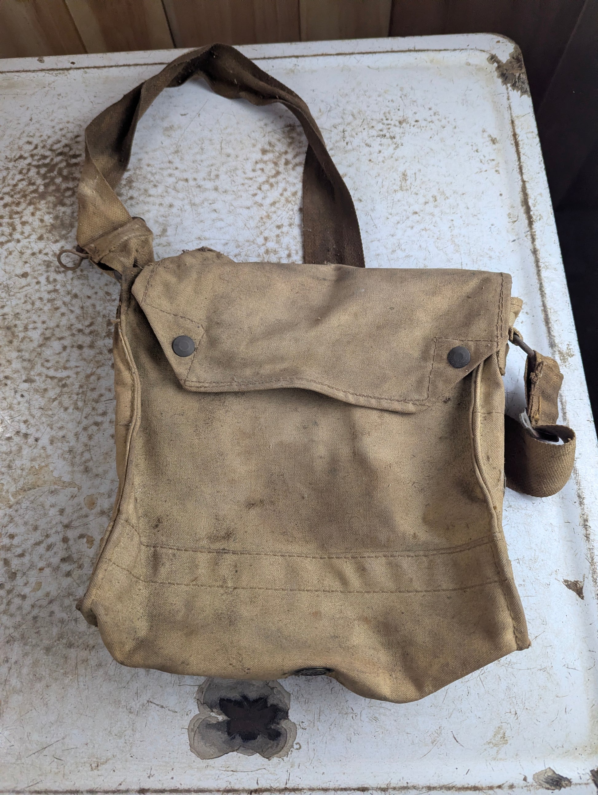 WW2 Military Respirator Long Hose Gas Mask Bag - view 2