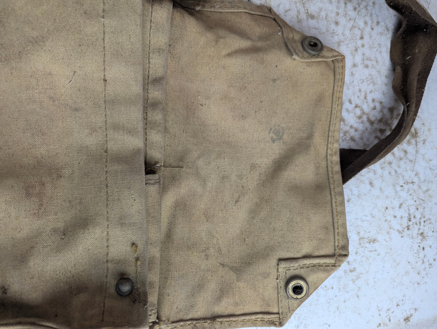 WW2 Military Respirator Long Hose Gas Mask Bag - view 4