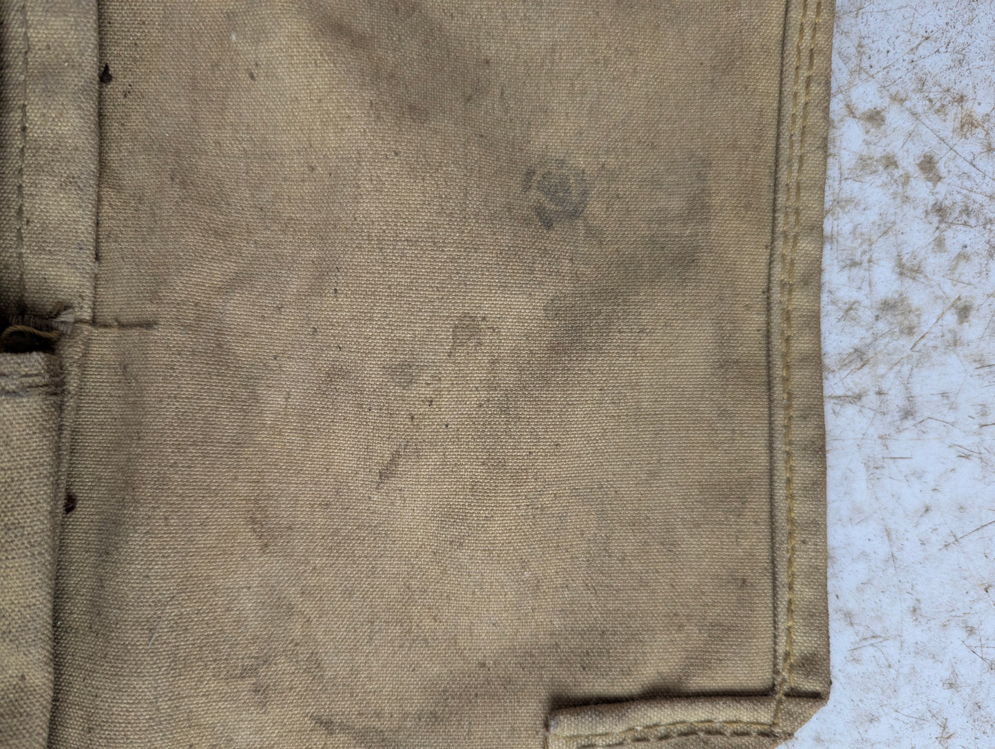 WW2 Military Respirator Long Hose Gas Mask Bag - view 9